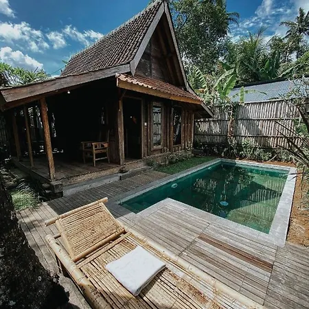 Sarini Villas Blahbatu Exterior photo